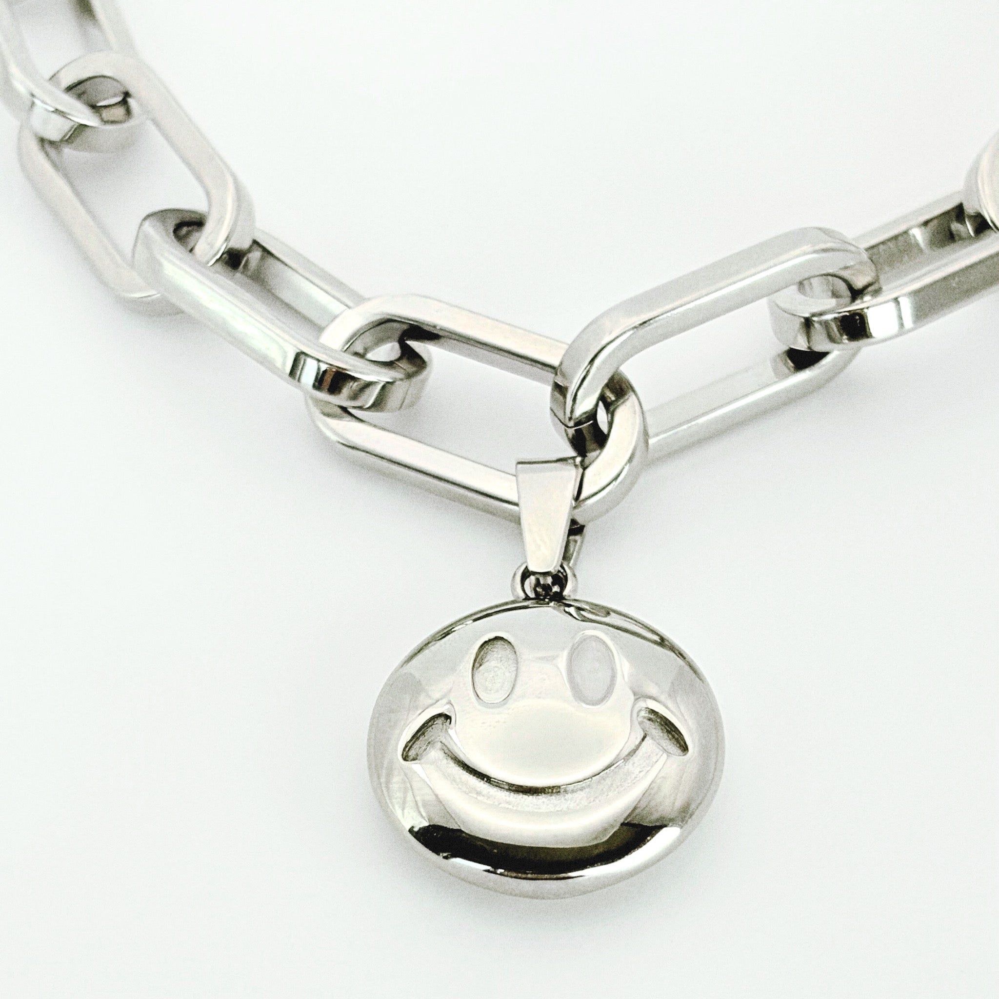 Smiley Necklace Silver